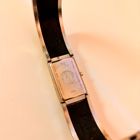 Authentic Fendi Watch - Picture 4 of 4